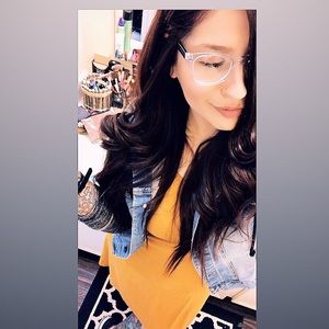 Meet your Posher, Viridiana